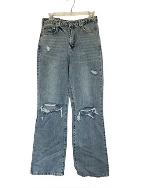 NWT Signature 8 Straight Leg Jeans Size Medium High Rise Distressed Cotton
